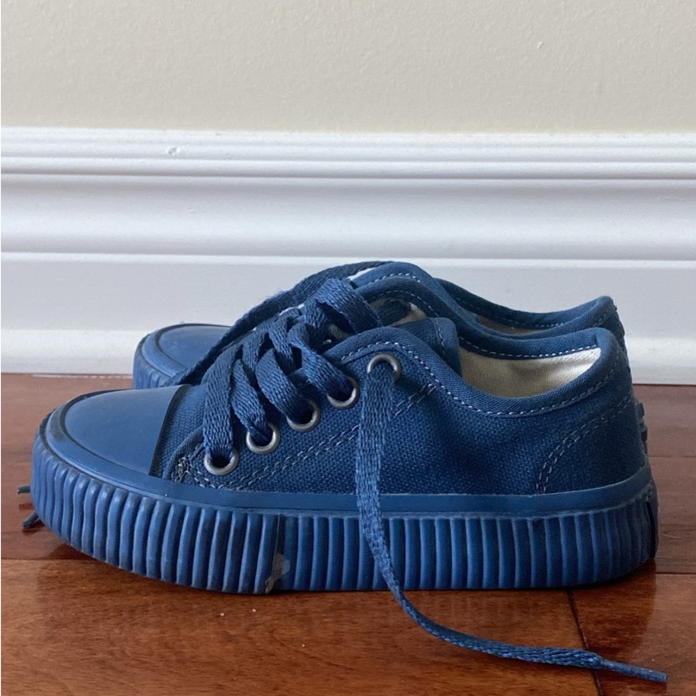Rave Kids Navy Sneakers